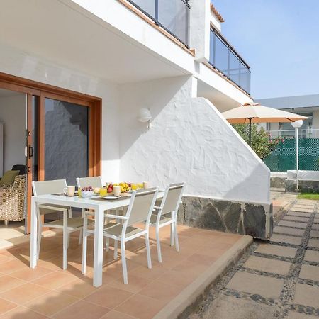 Bonito Bungalow Con Piscina Junto A La Playa San Bartolomé Kültér fotó