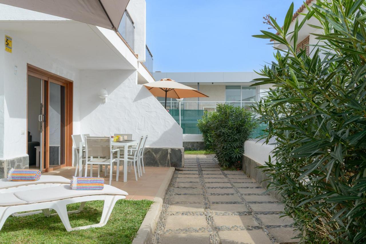 Bonito Bungalow Con Piscina Junto A La Playa San Bartolomé Kültér fotó