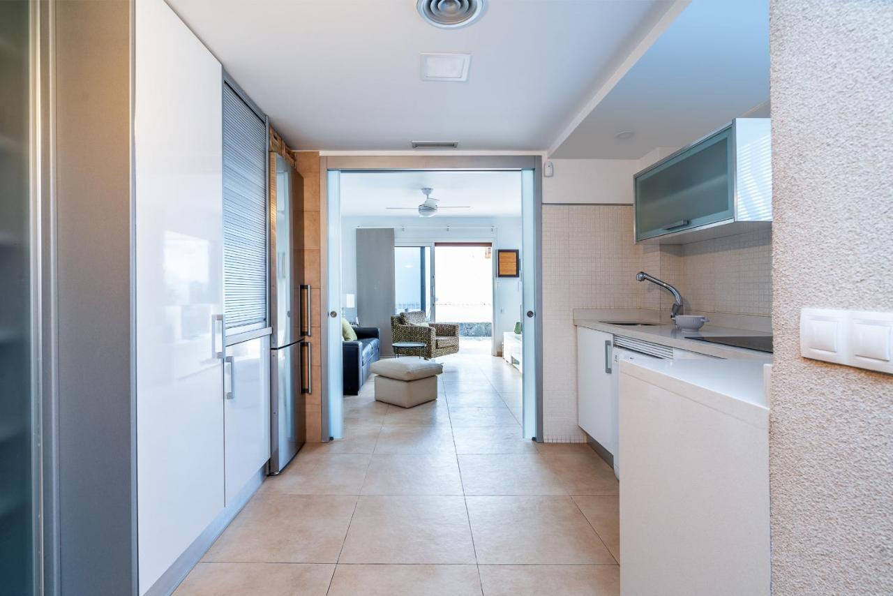 Bonito Bungalow Con Piscina Junto A La Playa San Bartolomé Kültér fotó